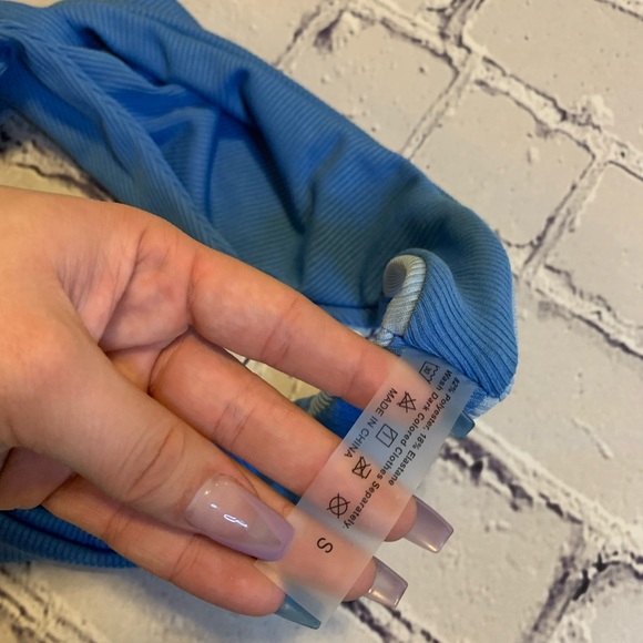 Cheeky Blue Contrast Bandeau V Wire Bikini Set - Picture 6 of 6